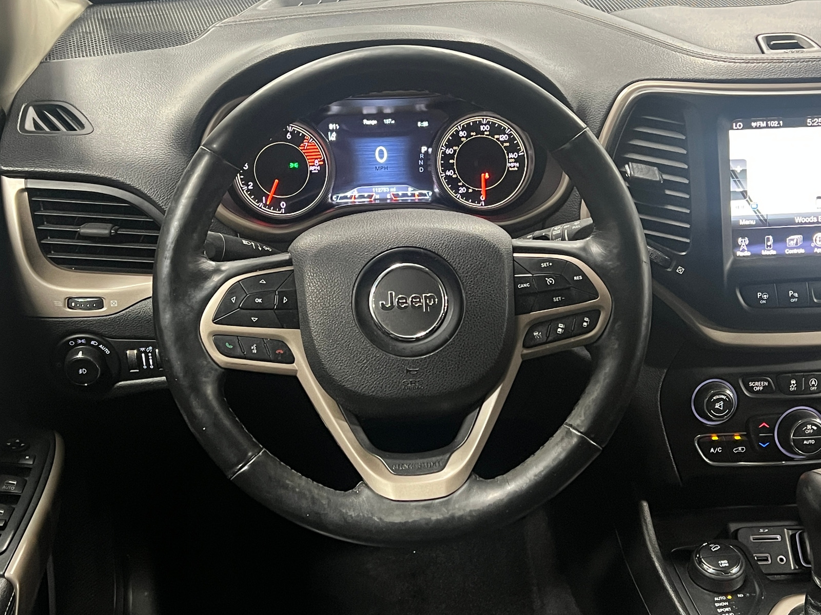 Thumbnail: 2017 Jeep Cherokee - 4
