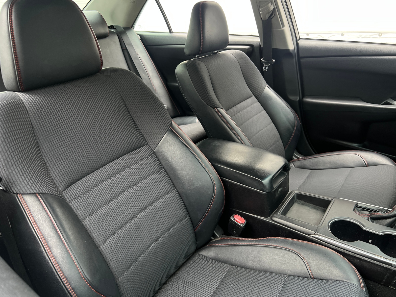 Thumbnail: 2016 Toyota Camry - 2