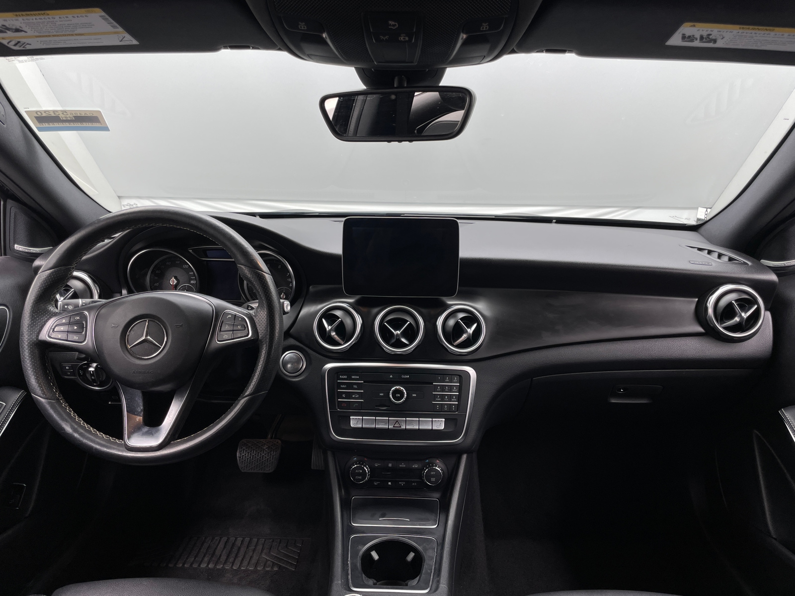 Thumbnail: 2018 Mercedes-Benz GLA - 2