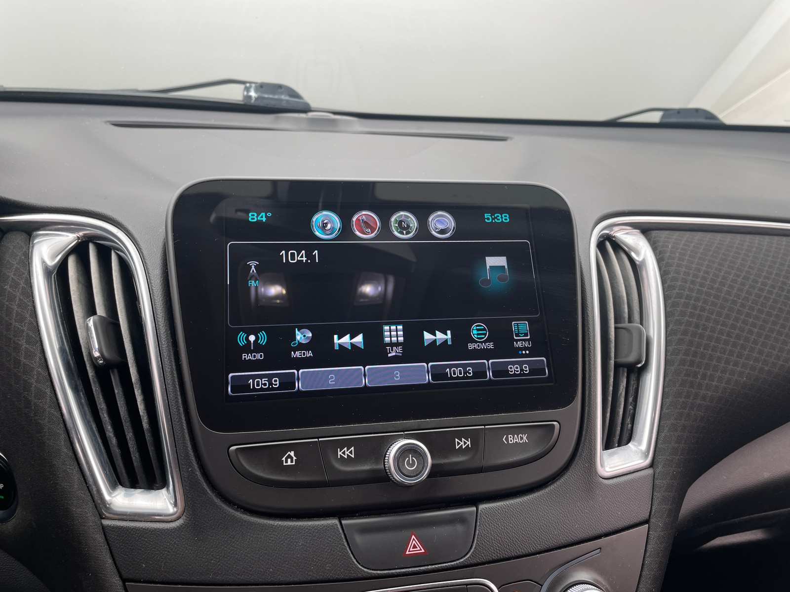 Thumbnail: 2016 Chevrolet Malibu - 4