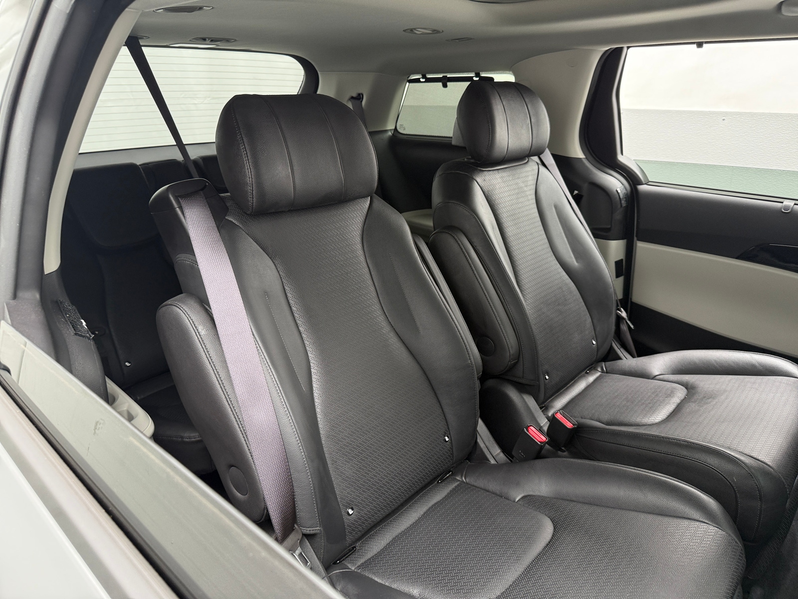 Thumbnail: 2024 Kia Carnival - 5
