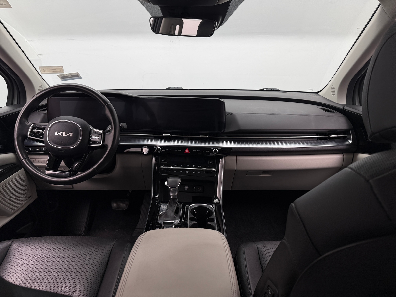 Thumbnail: 2024 Kia Carnival - 2