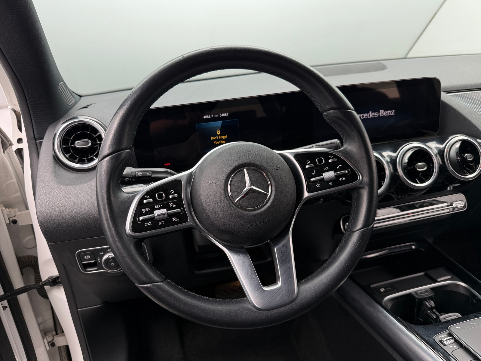 Thumbnail: 2023 Mercedes-Benz GLA - 4