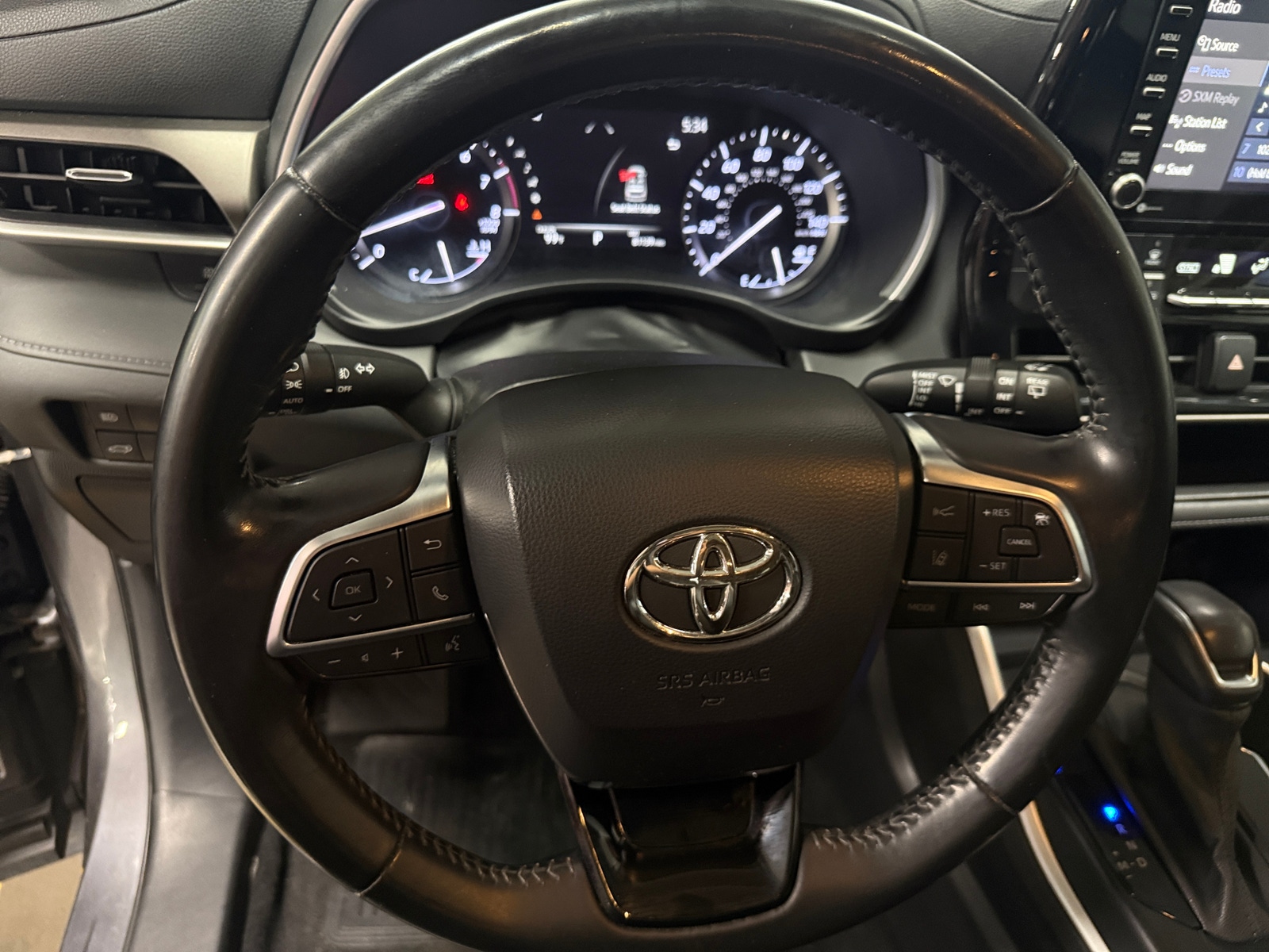 Thumbnail: 2021 Toyota Highlander - 4