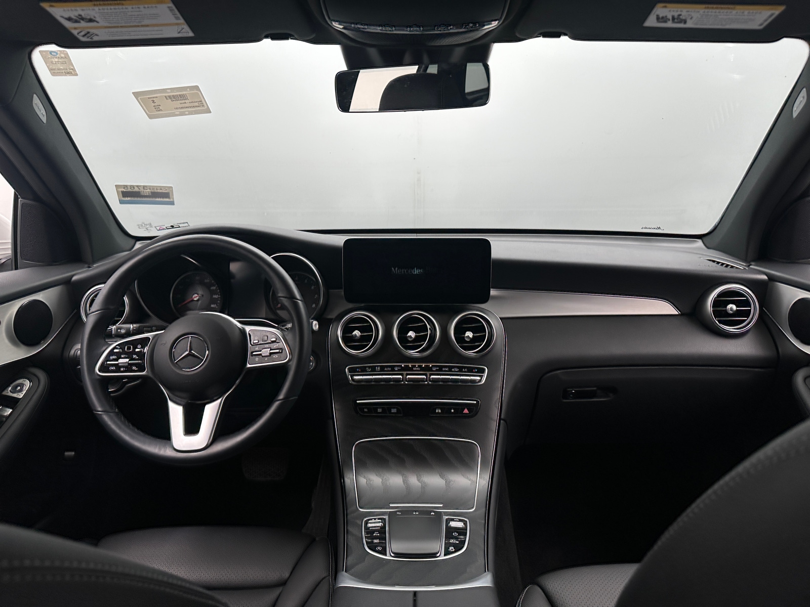 Thumbnail: 2022 Mercedes-Benz GLC - 2