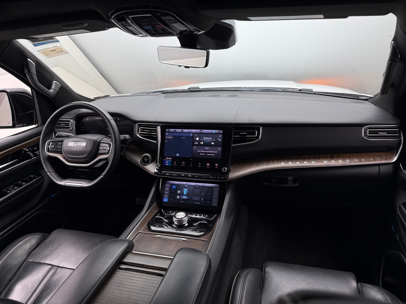 Thumbnail: 2023 Jeep Grand Wagoneer L - 2