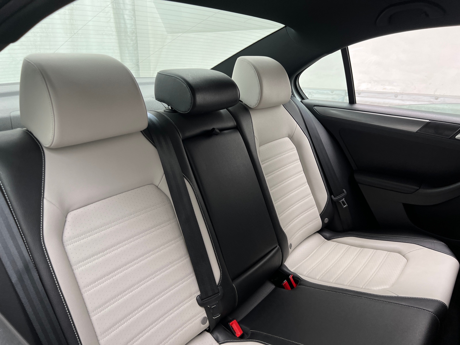 Thumbnail: 2016 Volkswagen Jetta - 5