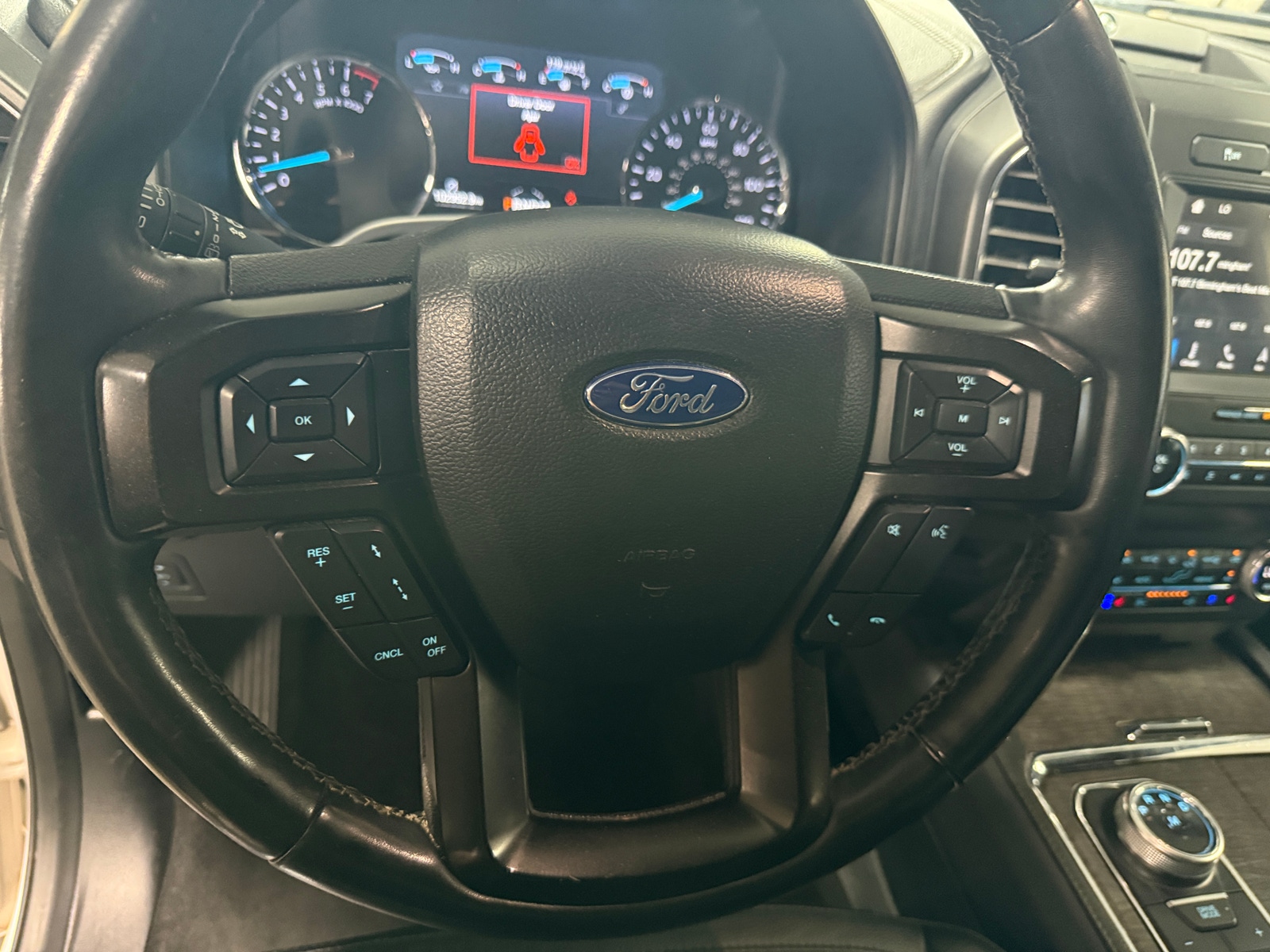 Thumbnail: 2019 Ford Expedition - 4