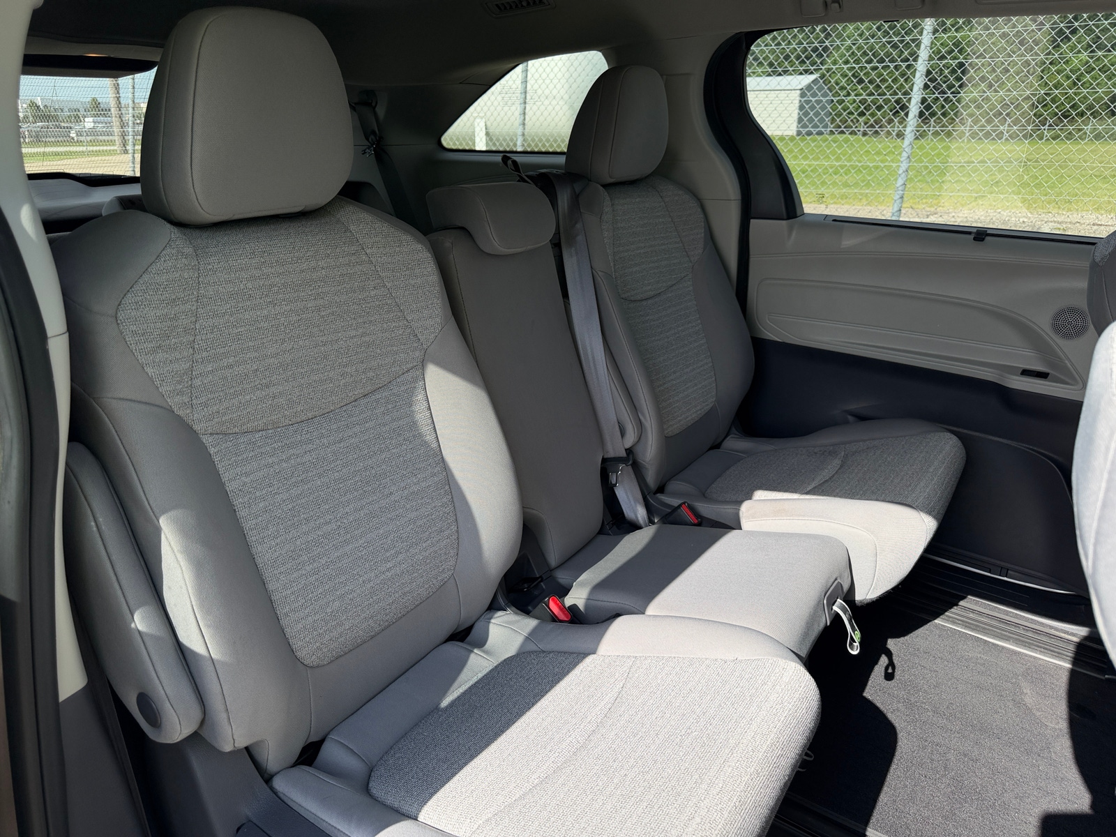Thumbnail: 2021 Toyota Sienna - 6