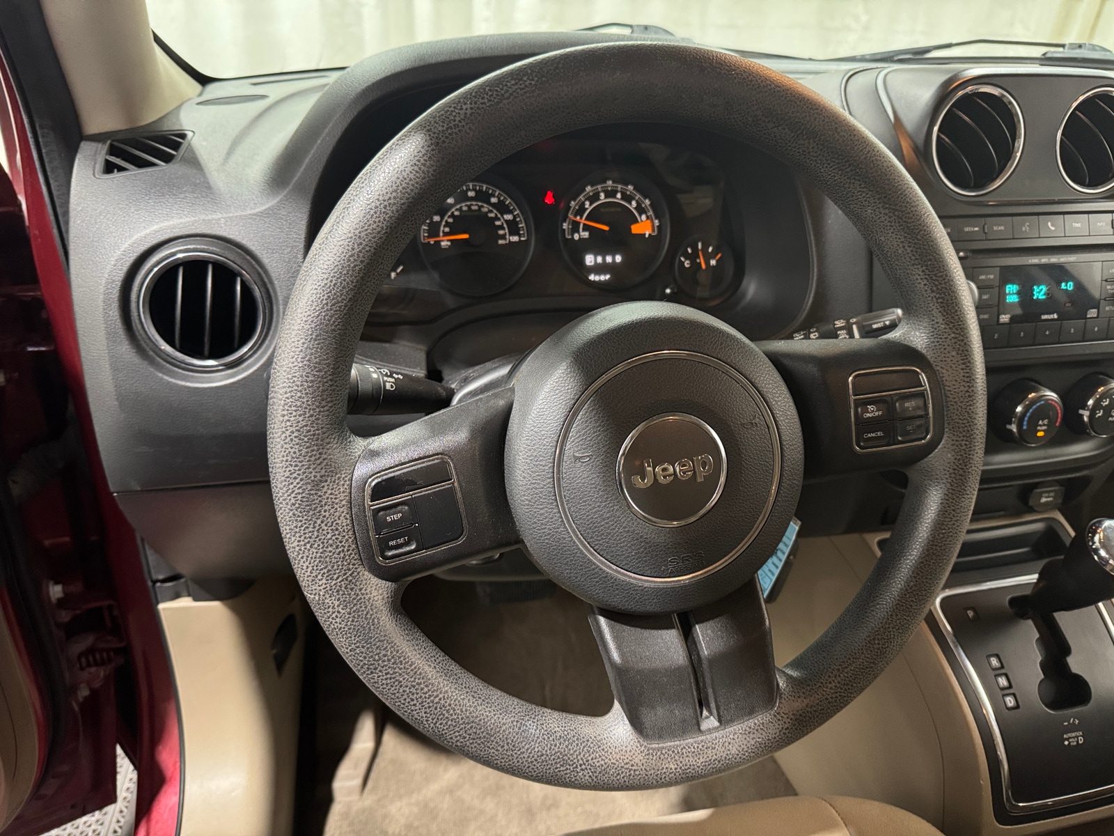 Thumbnail: 2014 Jeep Patriot - 5