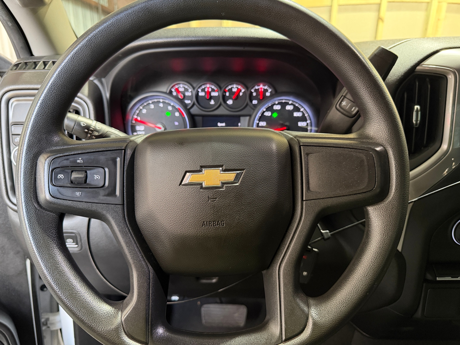 Thumbnail: 2022 Chevrolet Silverado 1500 - 5