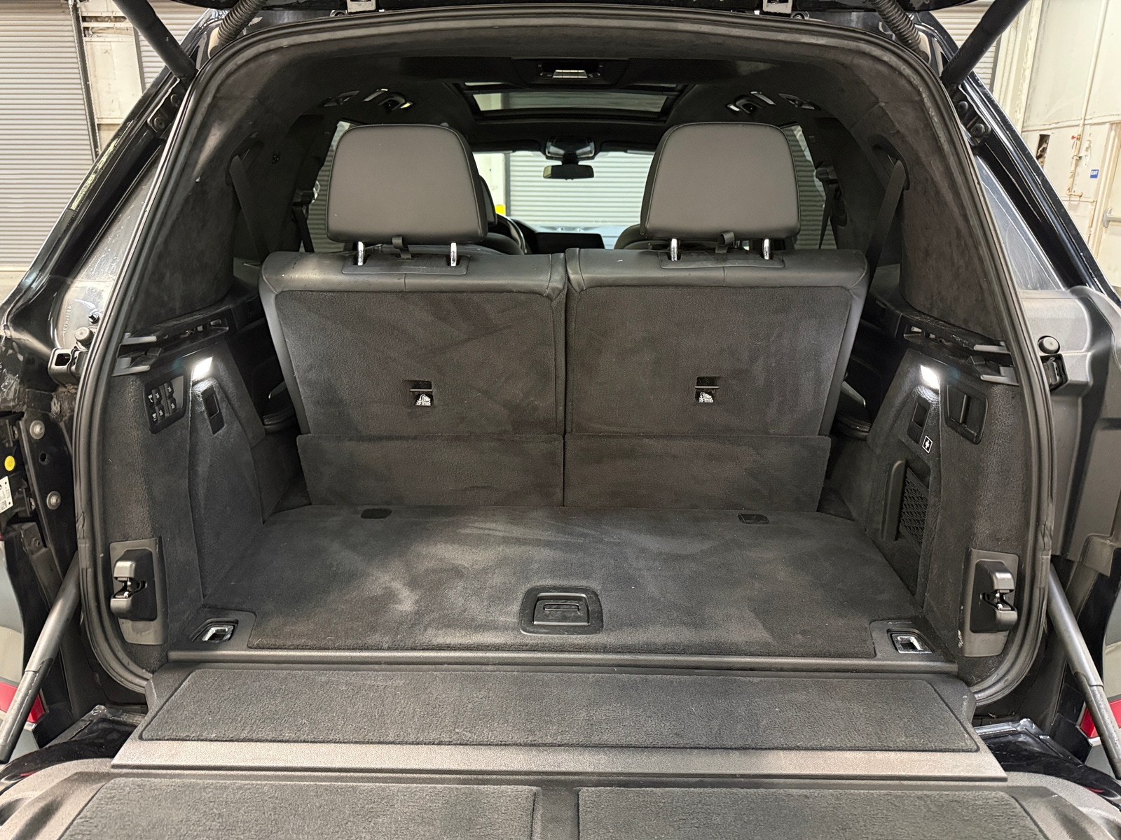 Thumbnail: 2019 BMW X7 - 6