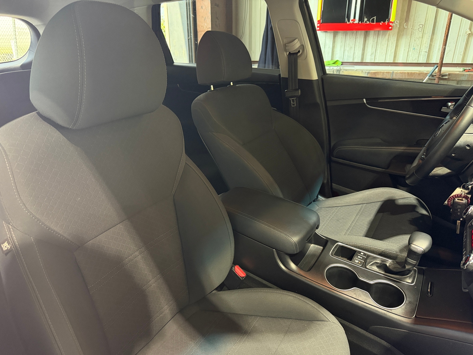 Thumbnail: 2019 Kia Sorento - 2