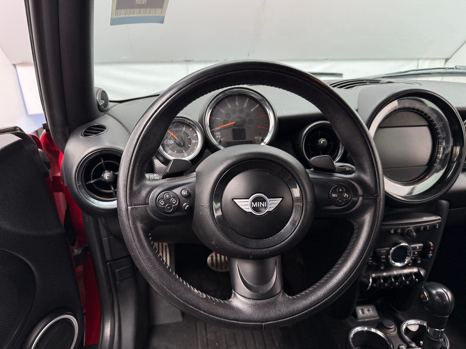 Thumbnail: 2015 MINI Cooper Convertible - 5