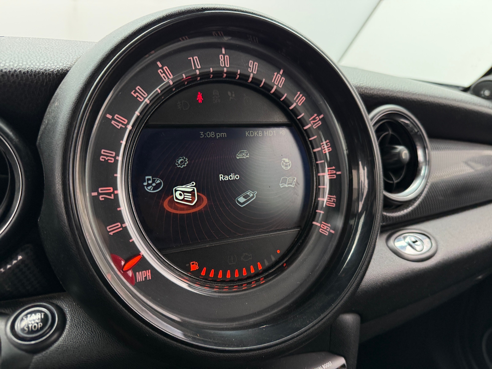 Thumbnail: 2015 MINI Cooper Convertible - 4