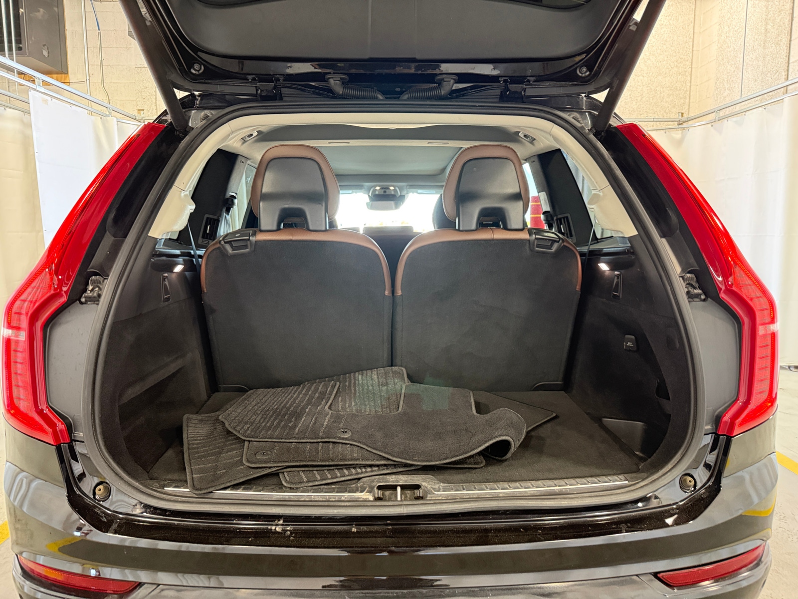Thumbnail: 2019 Volvo XC90 - 6