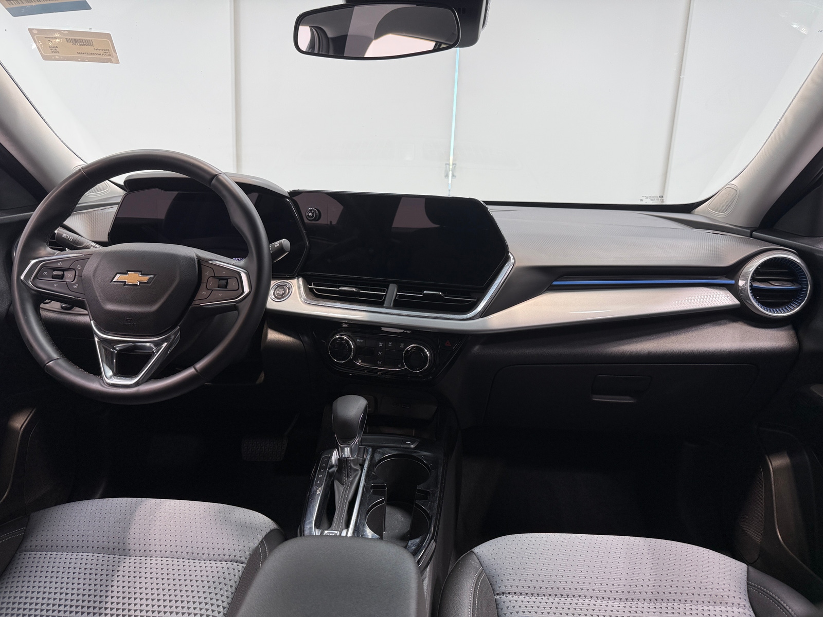 Thumbnail: 2025 Chevrolet Trax - 3