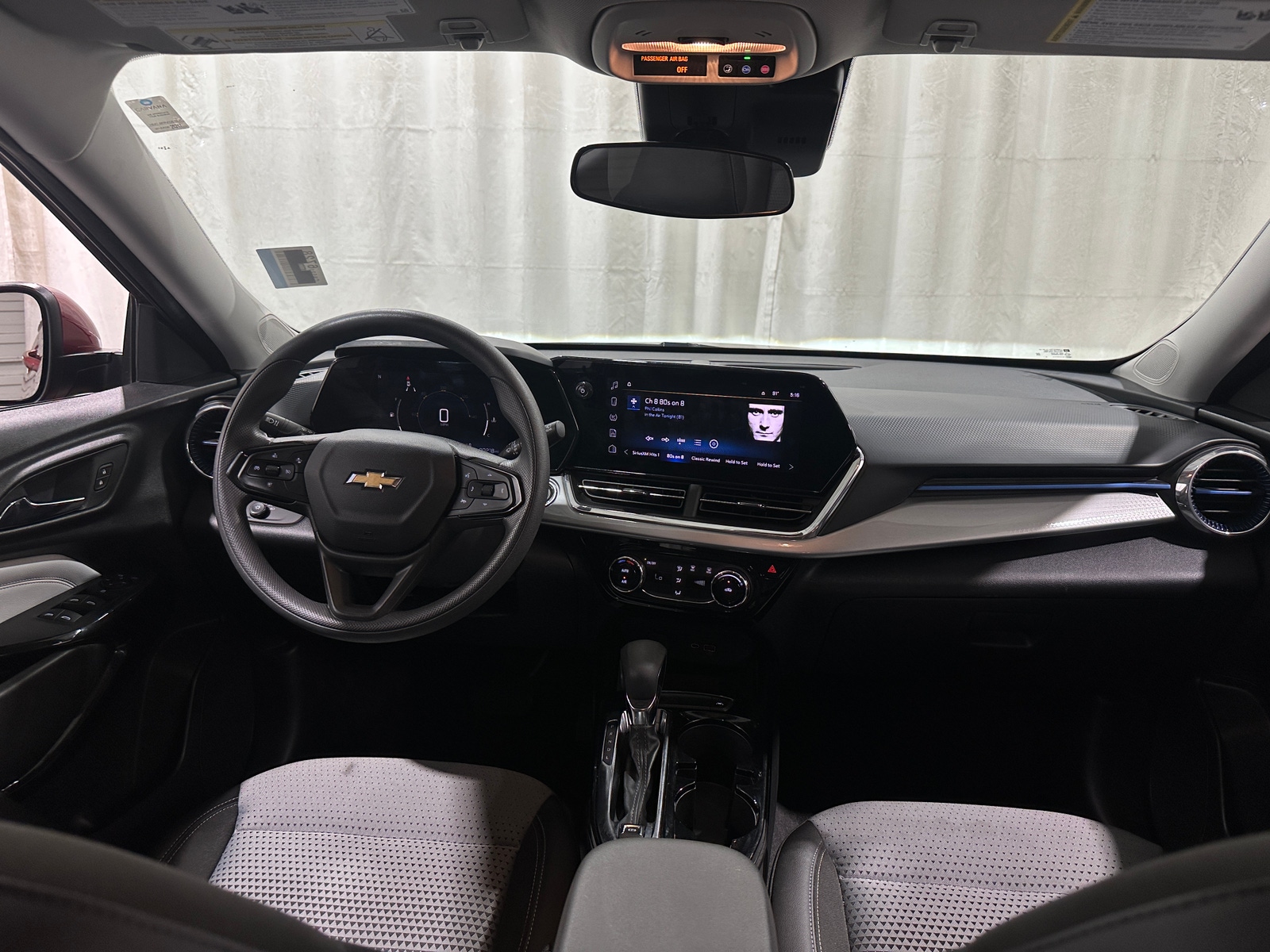 Thumbnail: 2025 Chevrolet Trax - 3