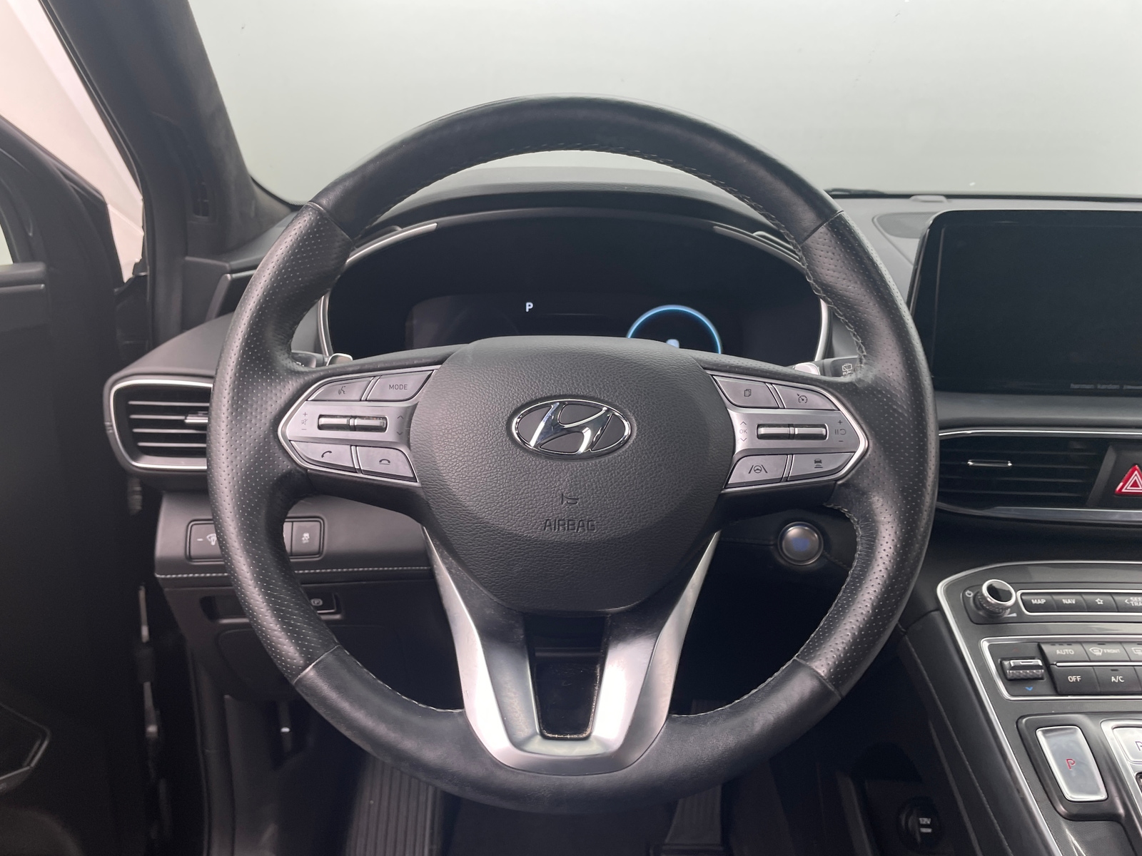 Thumbnail: 2023 Hyundai Santa Fe - 4