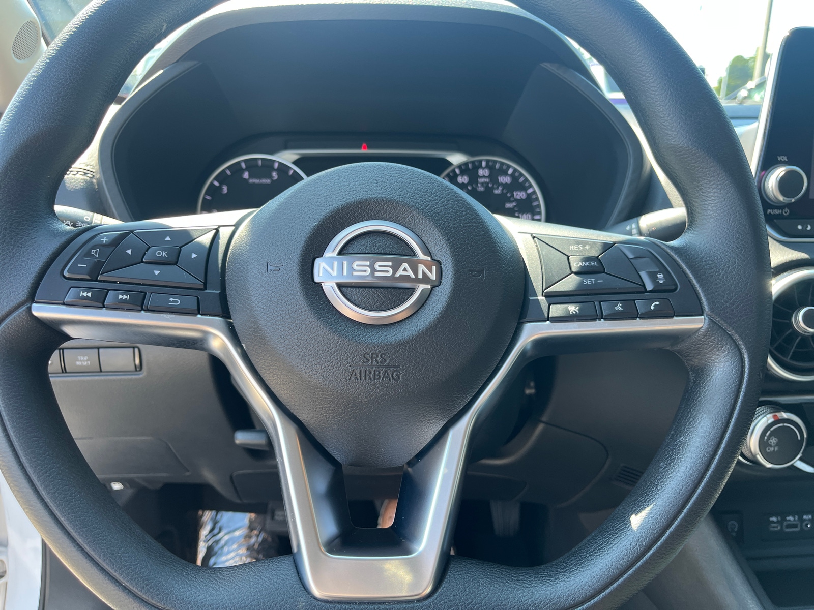 Thumbnail: 2025 Nissan Sentra - 5