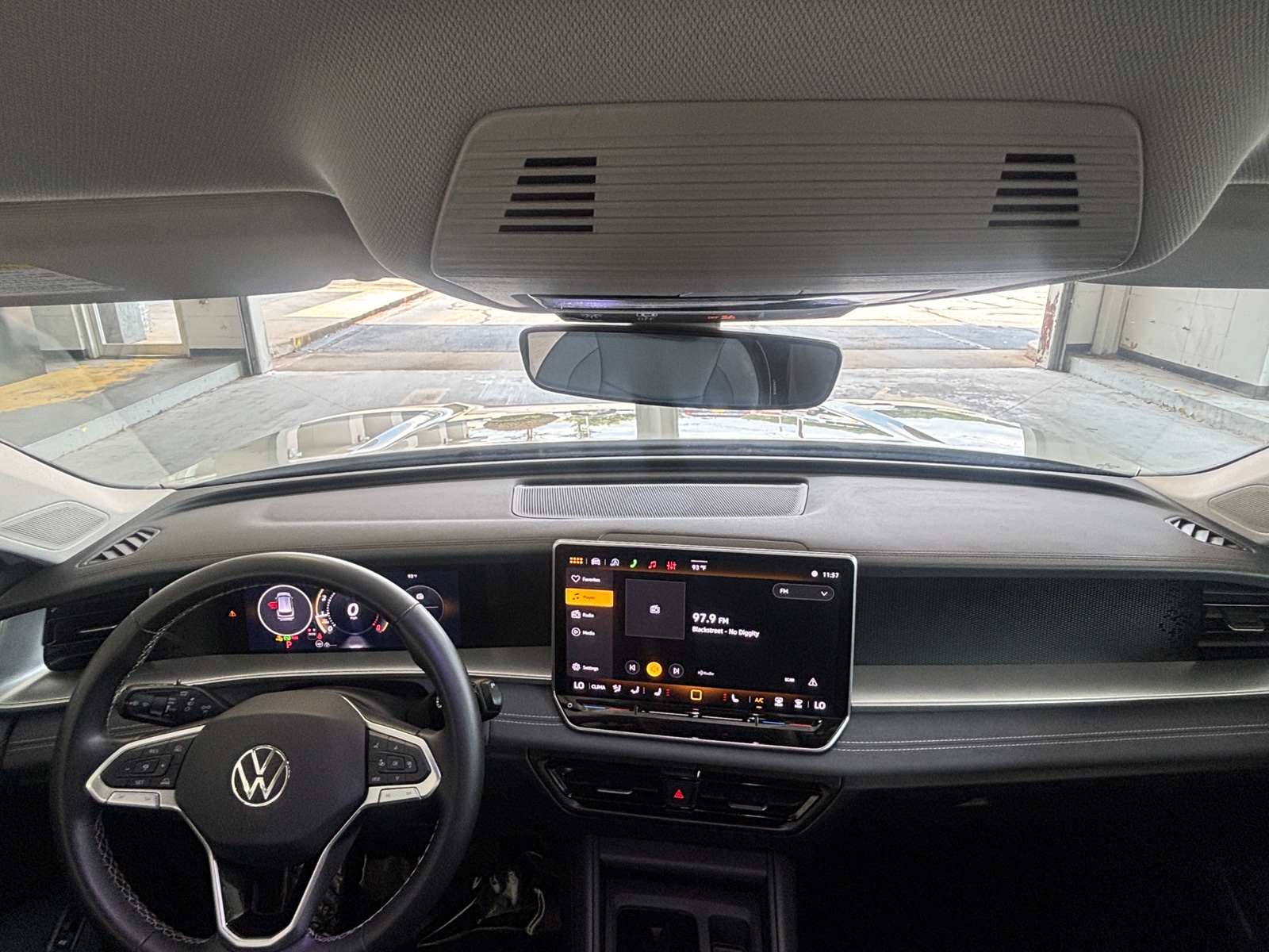 Thumbnail: 2026 Volkswagen Tiguan - 3