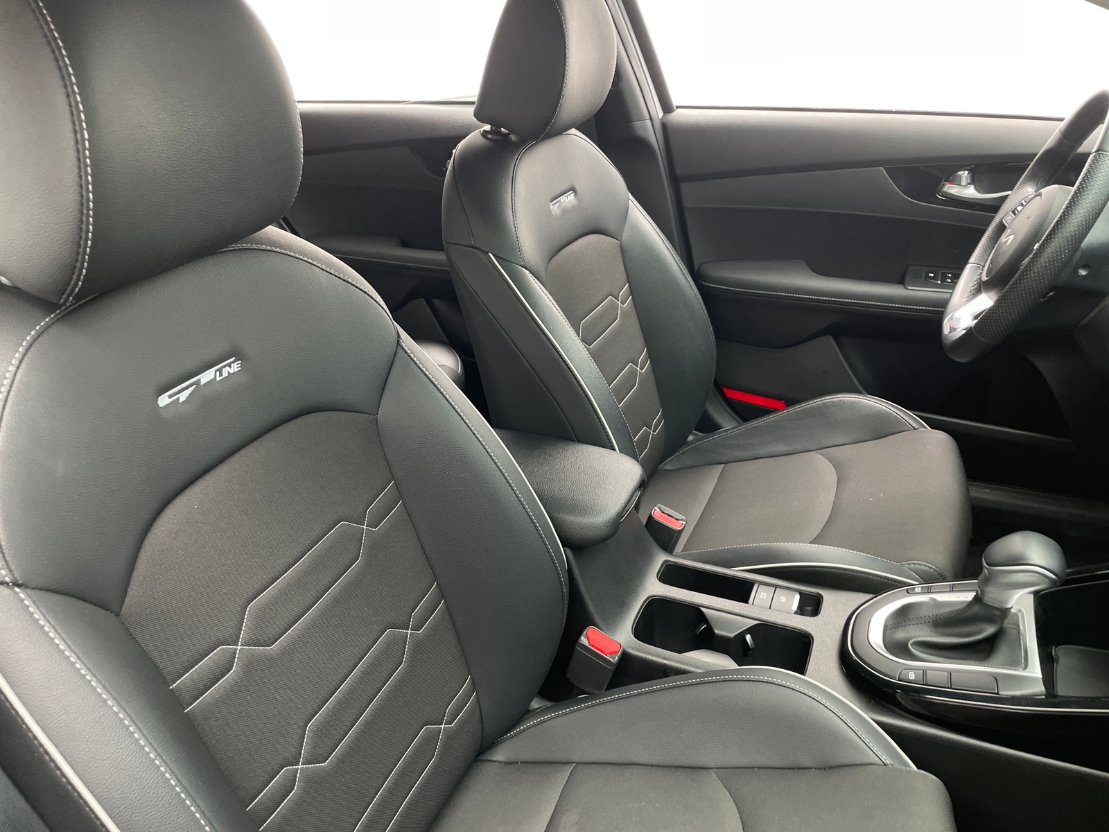 Thumbnail: 2023 Kia Forte - 2