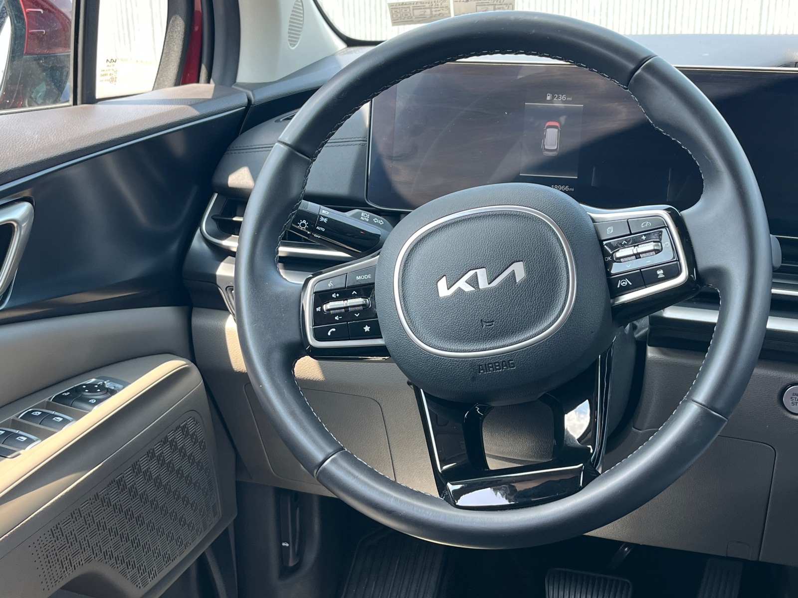 Thumbnail: 2026 Kia Carnival - 4