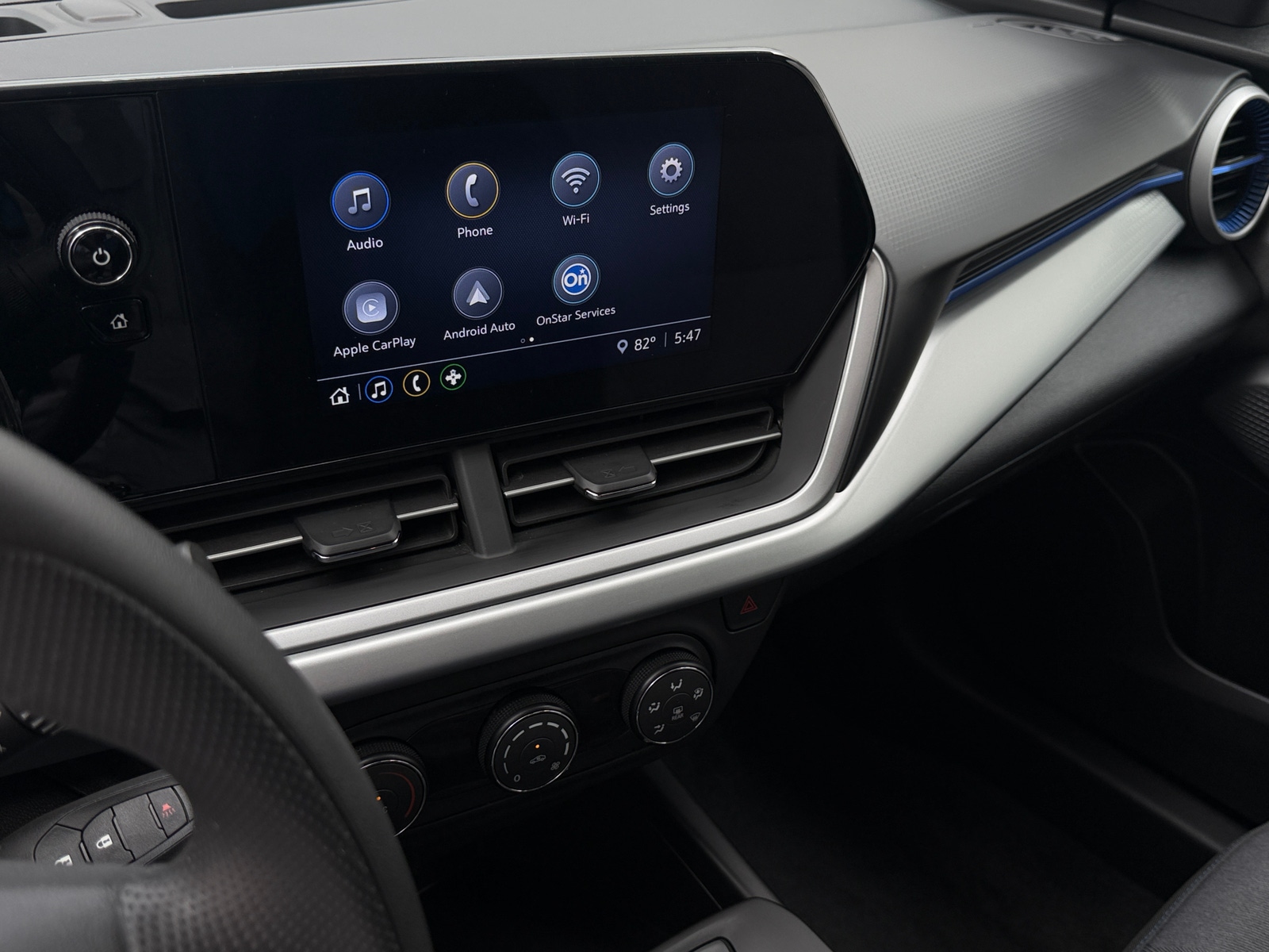 Thumbnail: 2026 Chevrolet Trax - 4