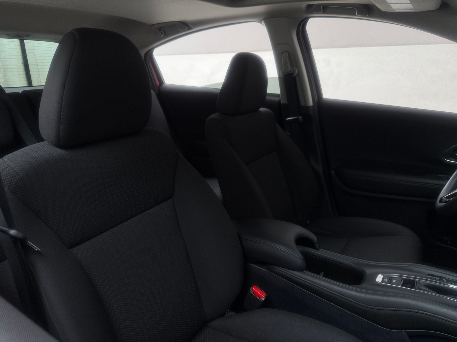 Thumbnail: 2018 Honda HR-V - 2
