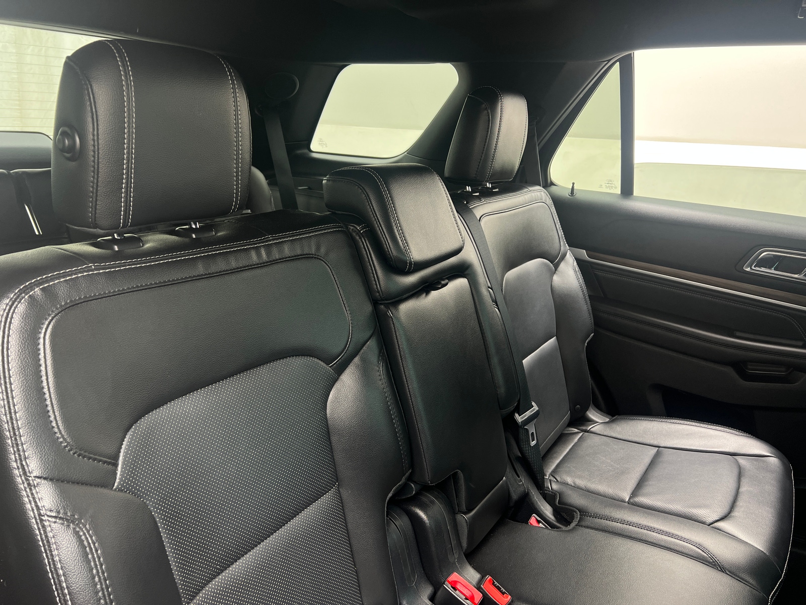 Thumbnail: 2017 Ford Explorer - 5