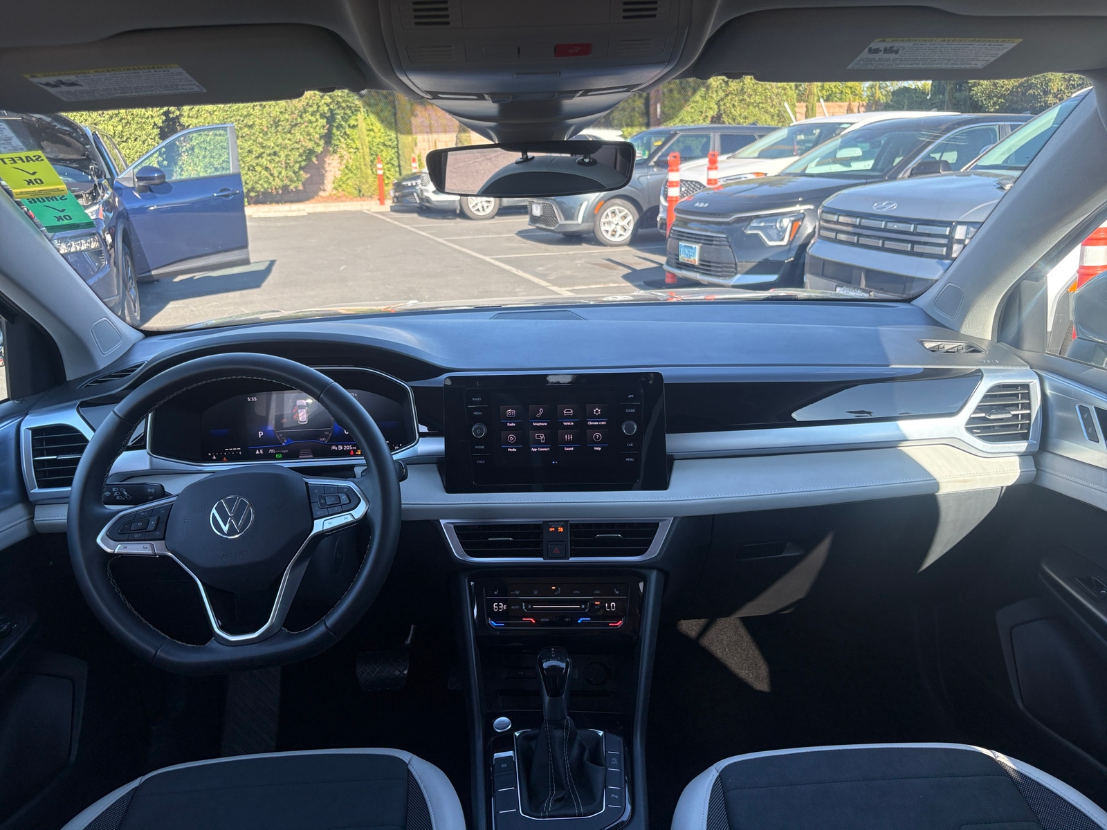 Thumbnail: 2026 Volkswagen Taos - 2