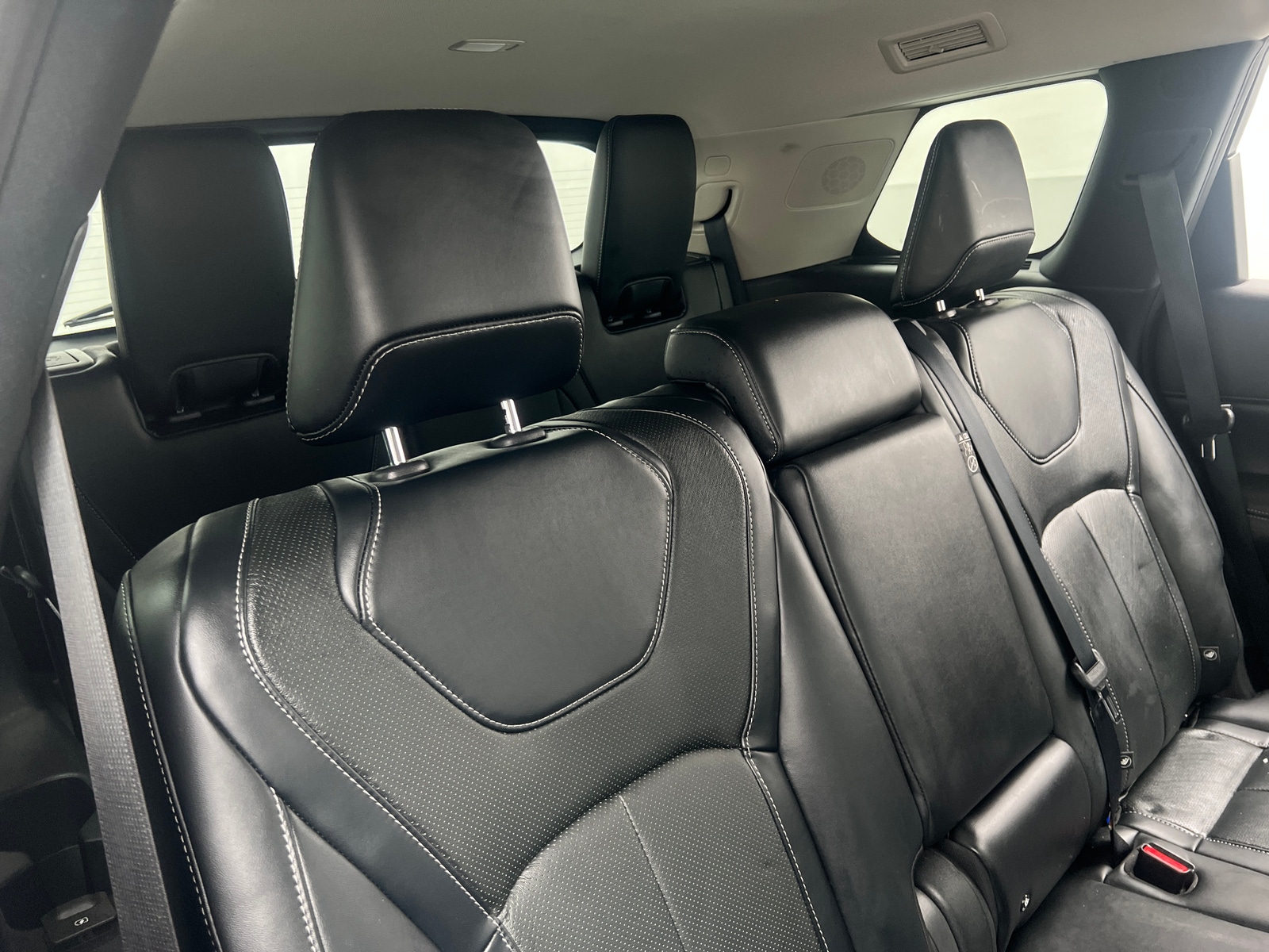 Thumbnail: 2023 INFINITI QX60 - 5