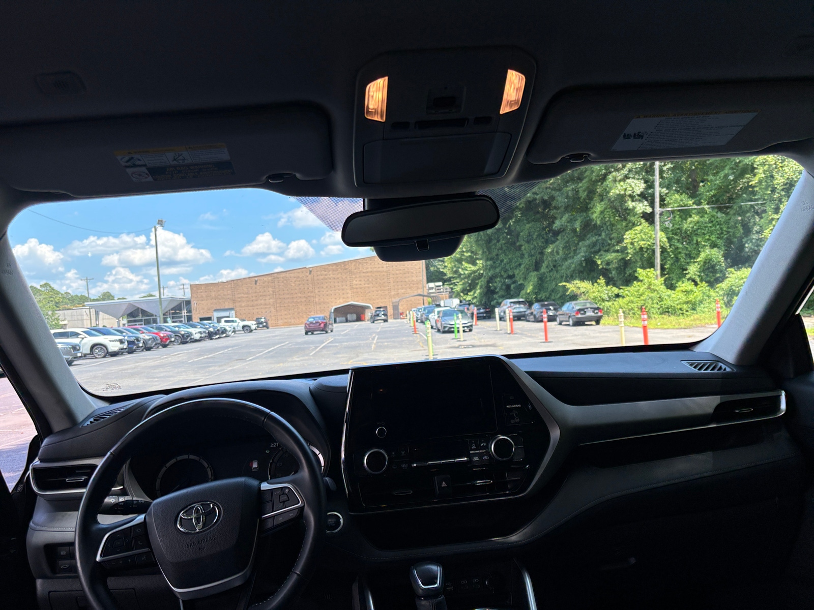 Thumbnail: 2025 Toyota Highlander - 3