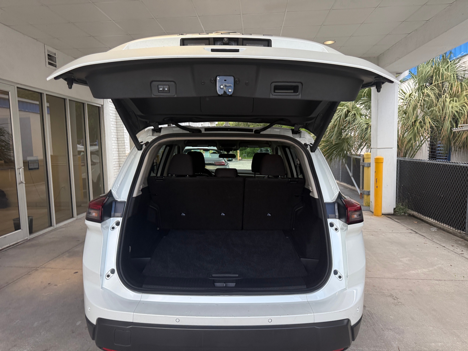 Thumbnail: 2026 Nissan Rogue - 6