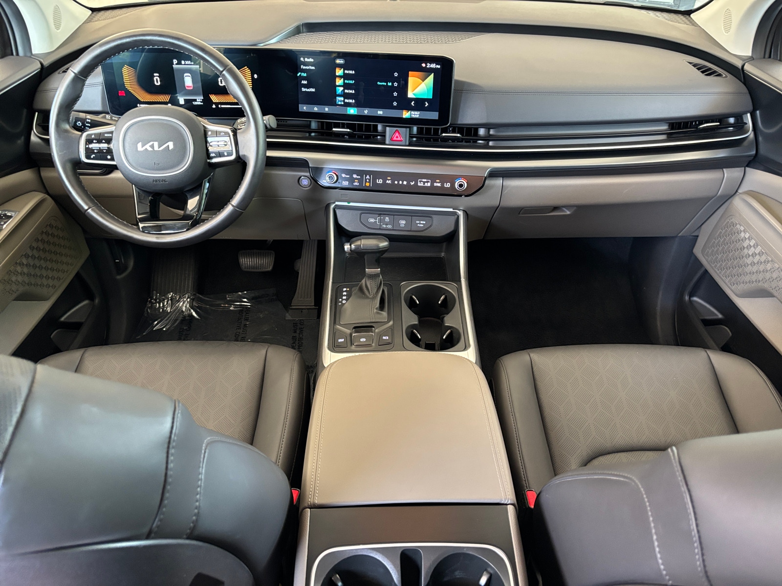Thumbnail: 2026 Kia Carnival - 3