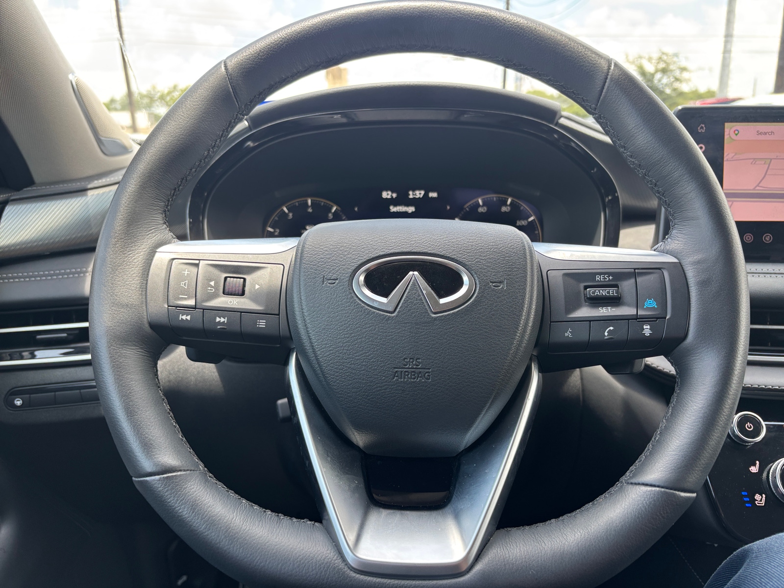 Thumbnail: 2026 INFINITI QX60 - 4