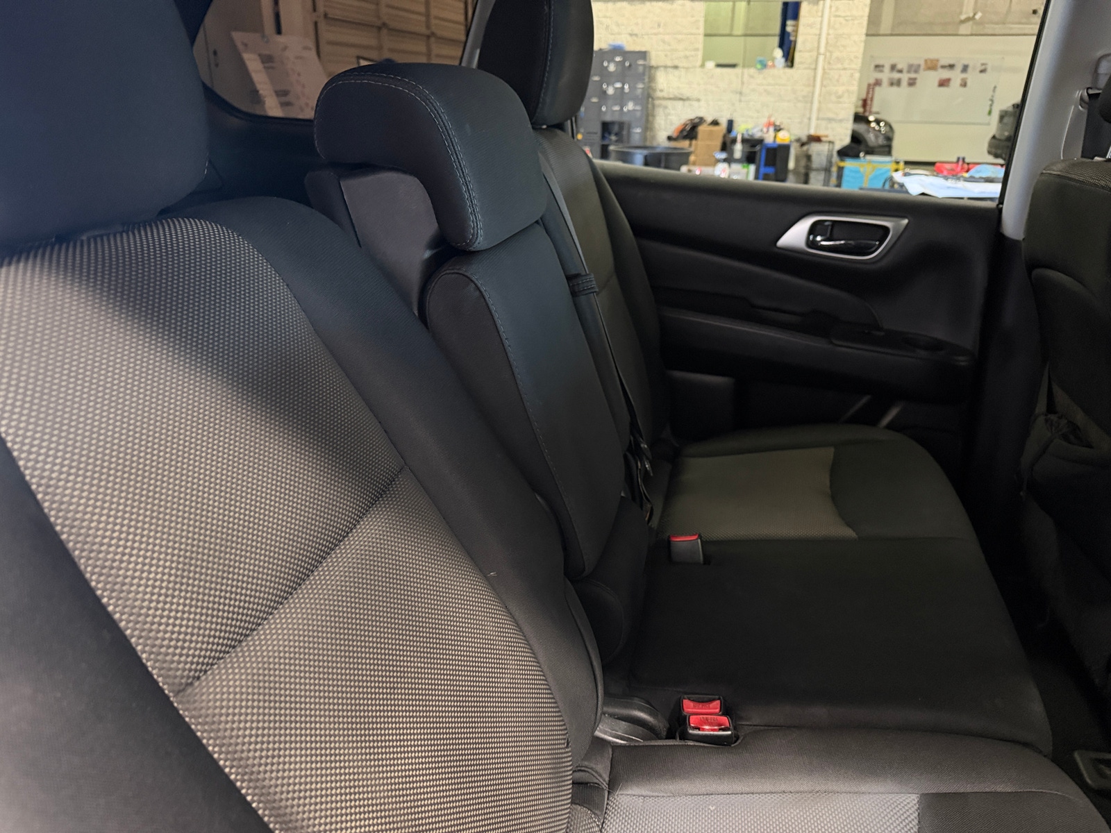 Thumbnail: 2018 Nissan Pathfinder - 6