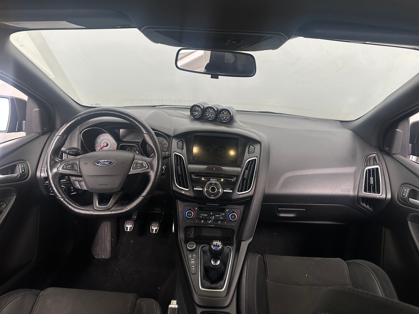 Thumbnail: 2017 Ford Focus - 3