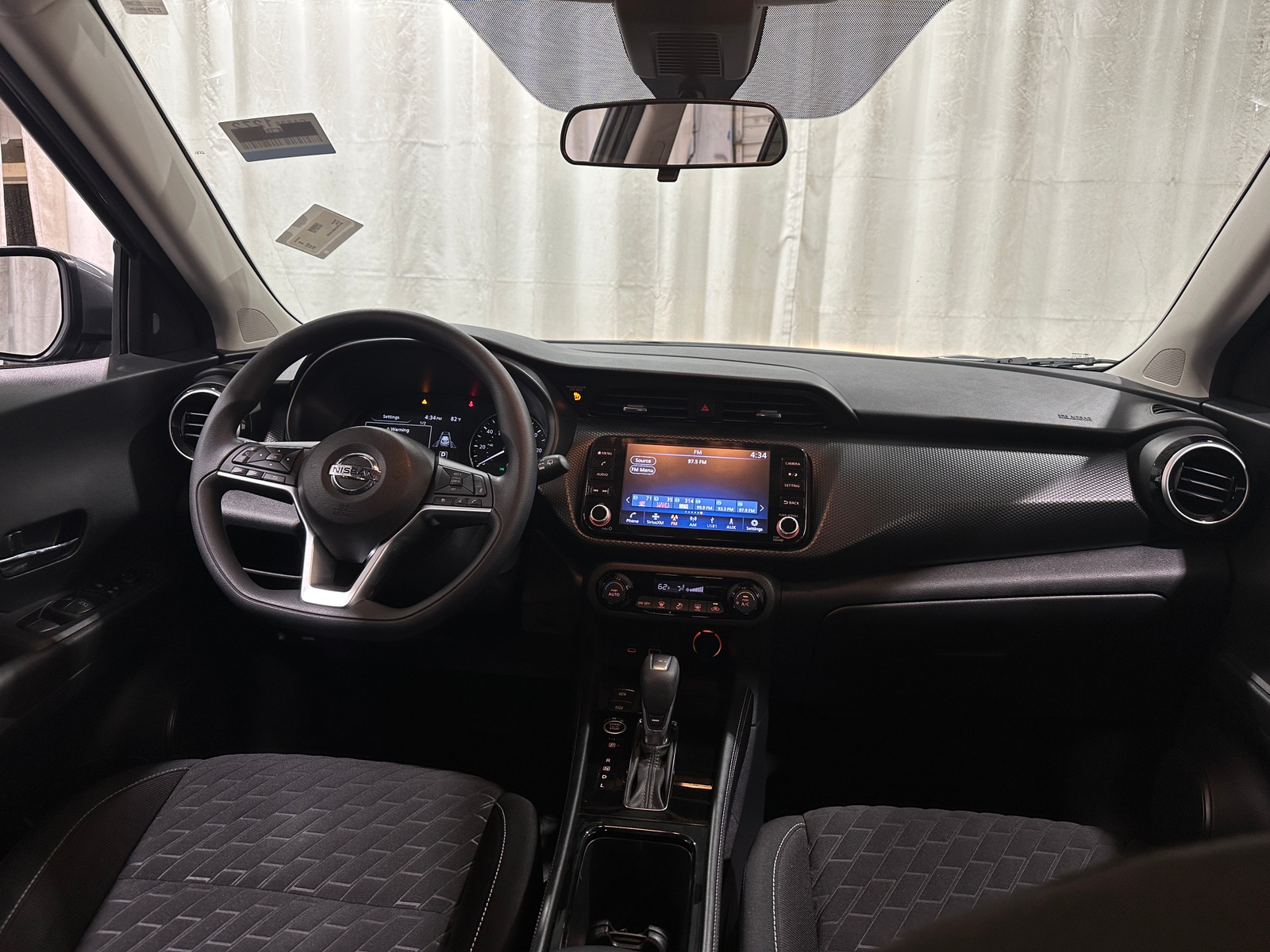 Thumbnail: 2021 Nissan Kicks - 3