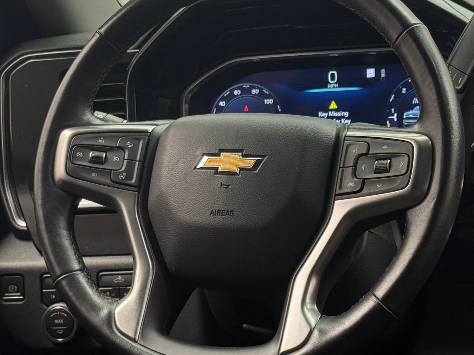Thumbnail: 2022 Chevrolet Silverado 1500 - 5