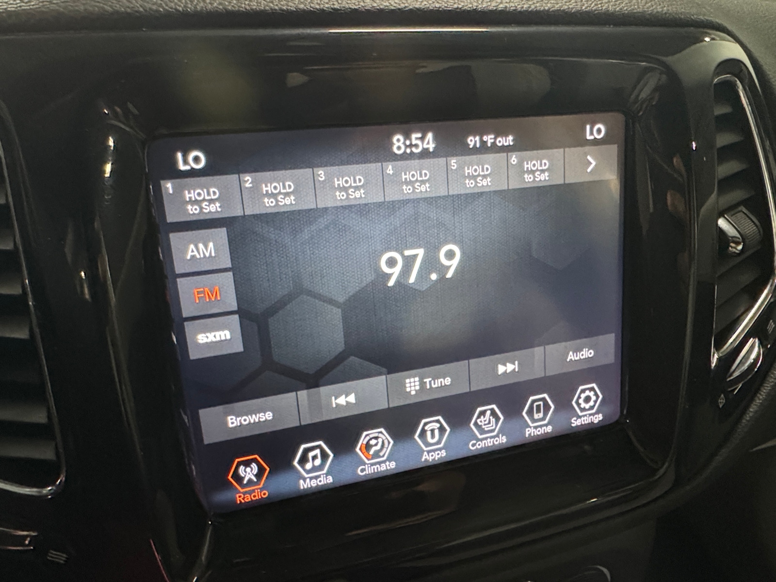 Thumbnail: 2019 Jeep Compass - 3