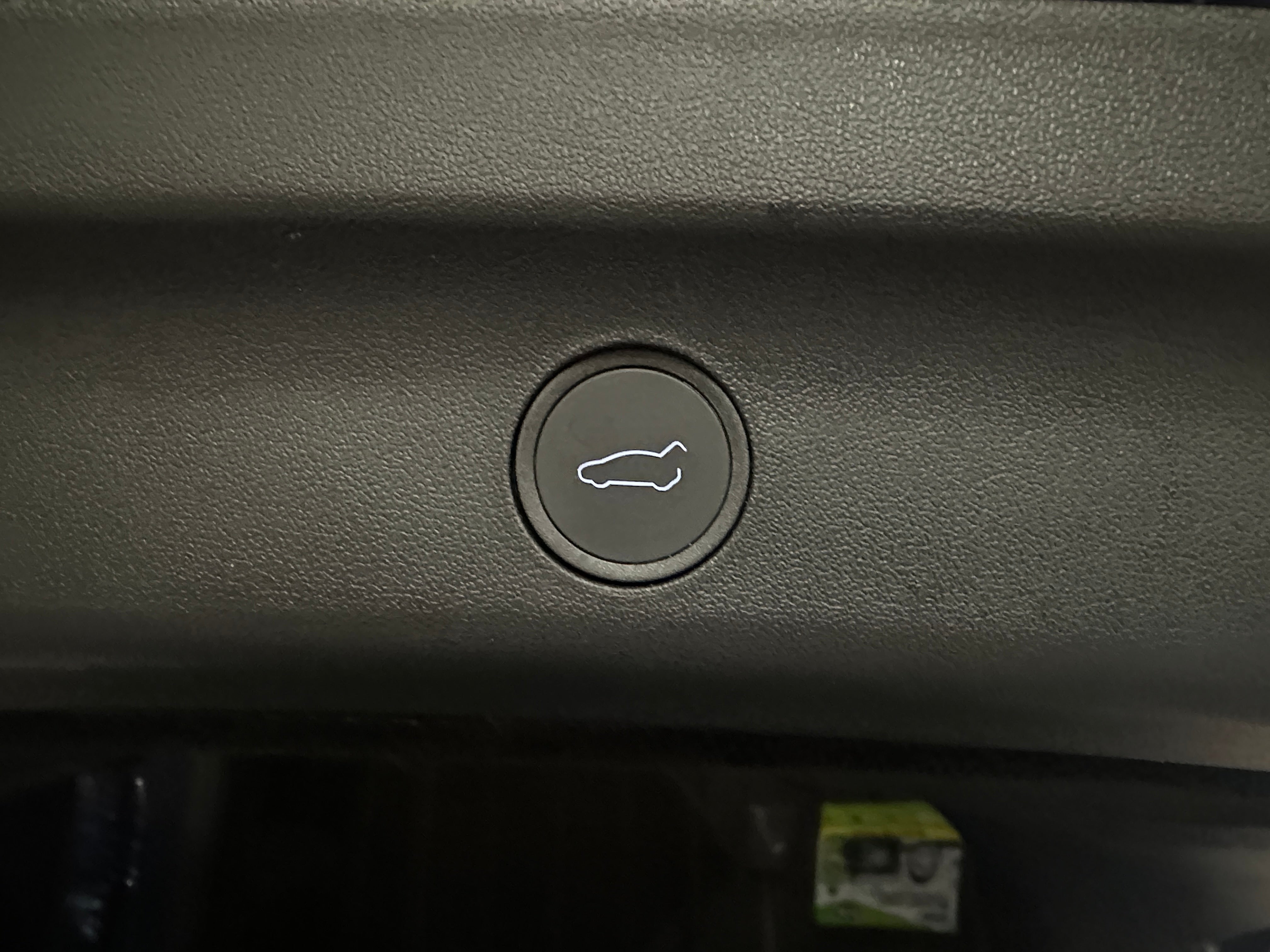 Used 2022 Tesla Model Y Long Range with VIN 7SAYGDEE1NF537207 for sale in Oak Creek, WI