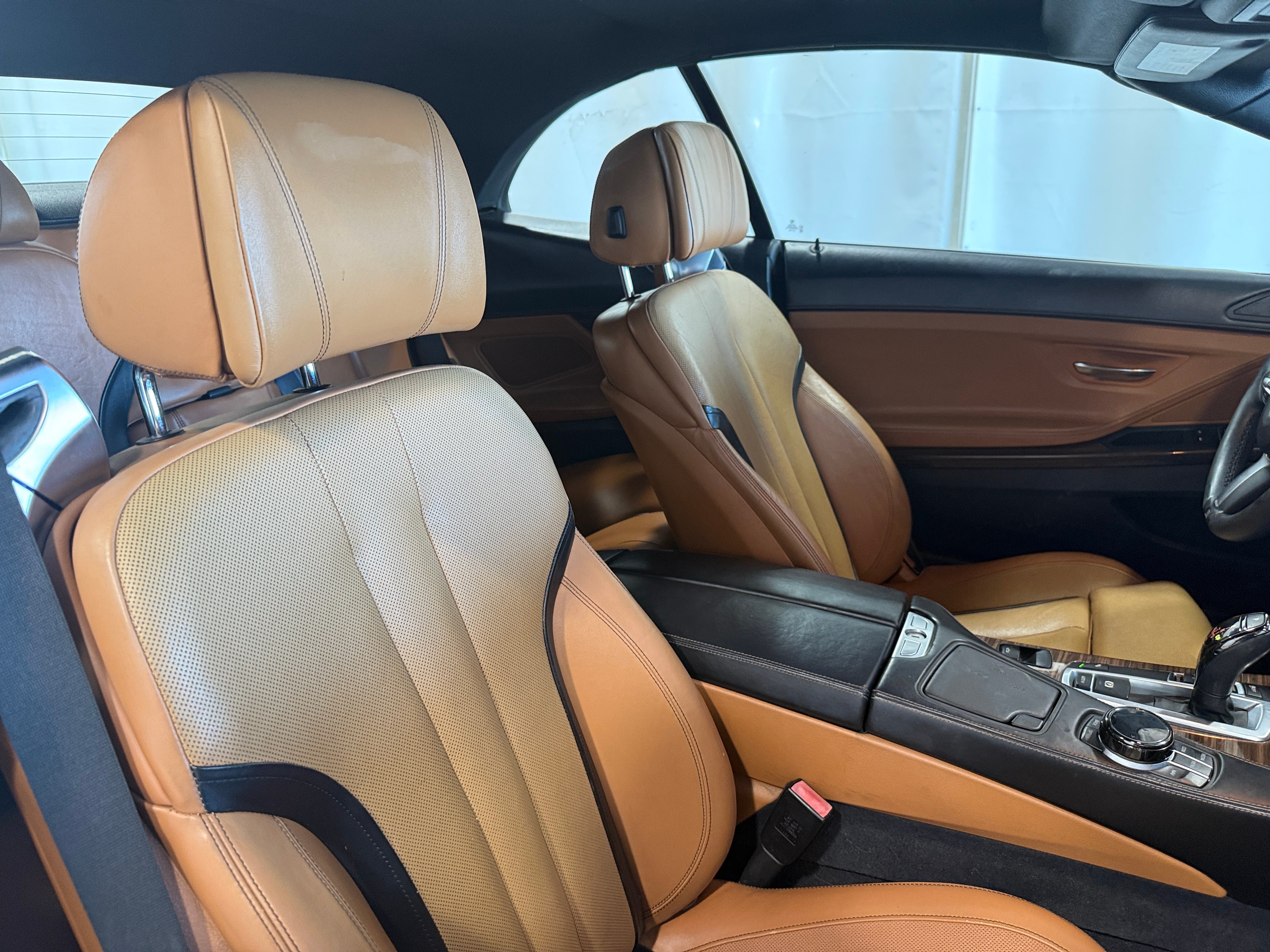 2017 BMW 6 Series Convertible 650i - Photo 4