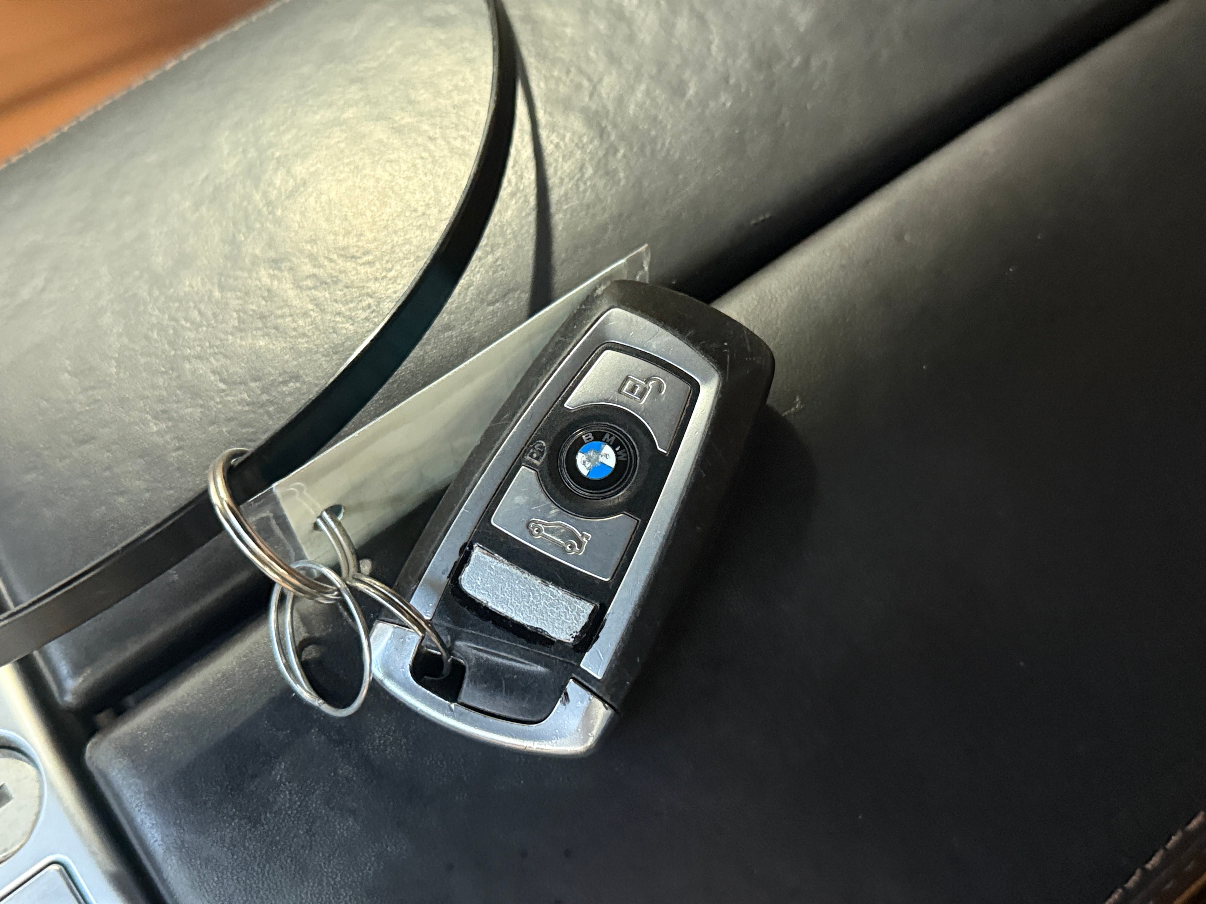 2017 BMW 6 Series Convertible 650i - Photo 11