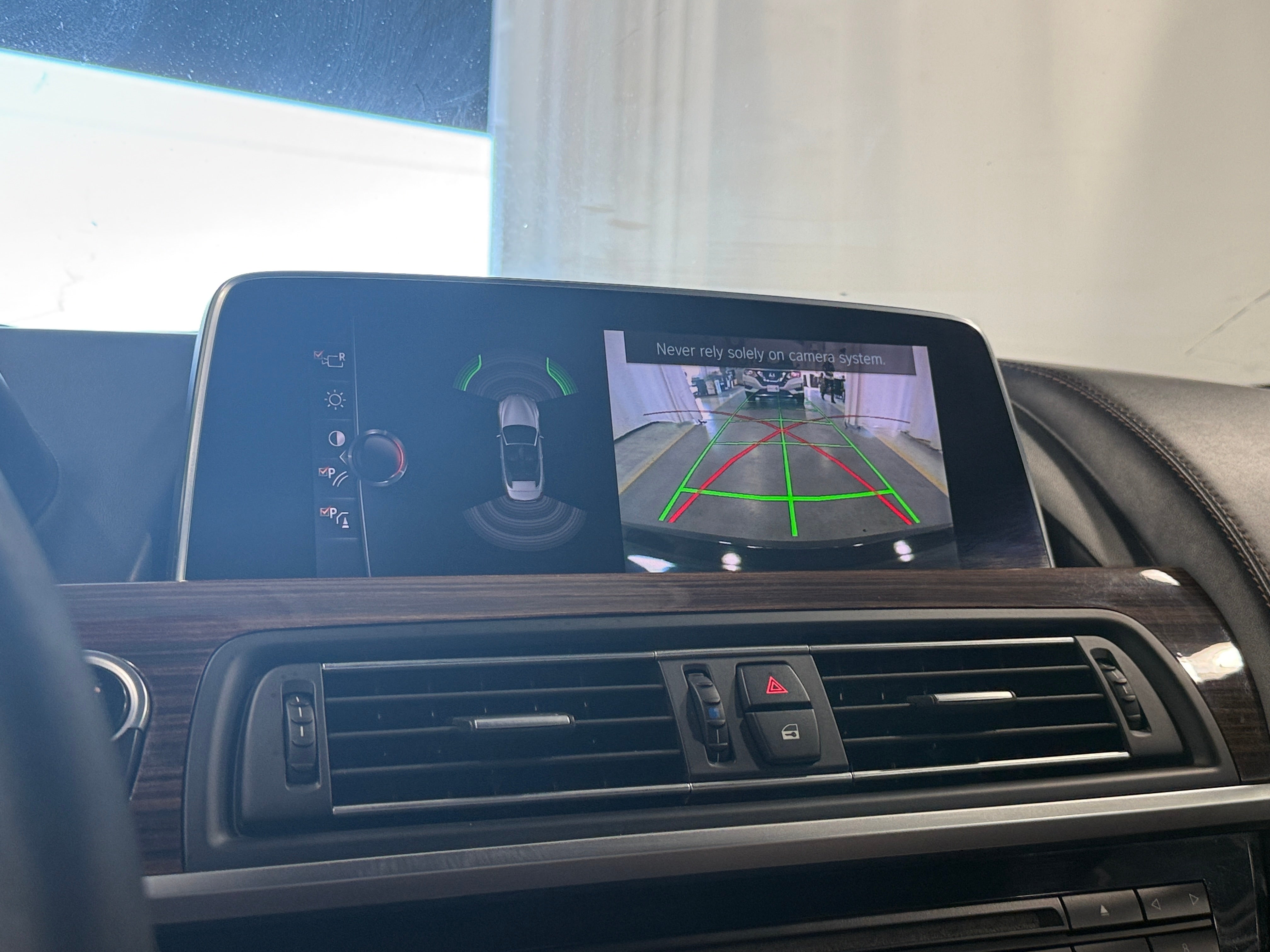 2017 BMW 6 Series Convertible 650i - Photo 16