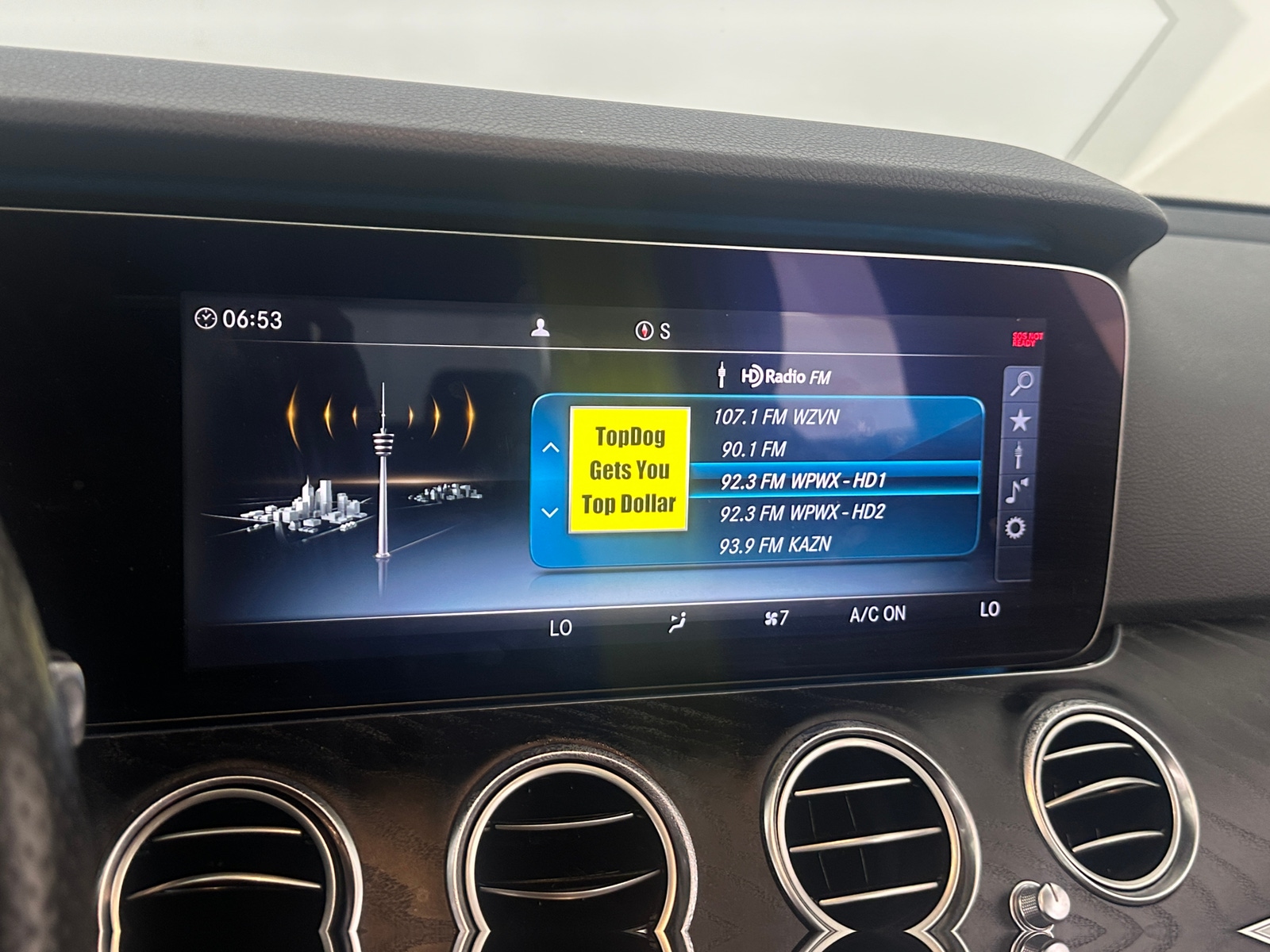 Thumbnail: 2018 Mercedes-Benz E-Class - 3
