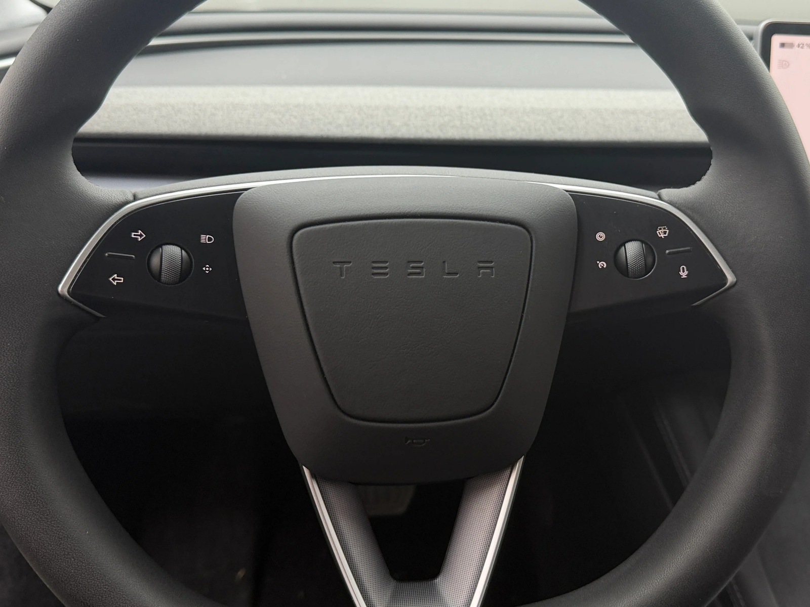 Thumbnail: 2025 Tesla Model 3 - 4