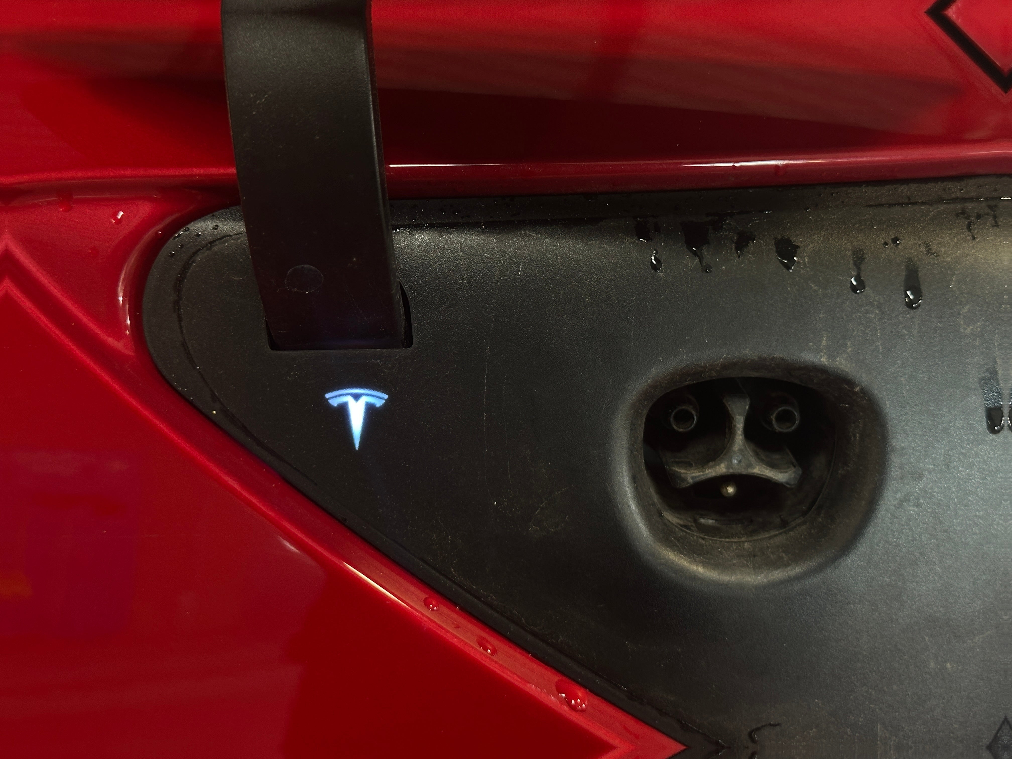 Used 2022 Tesla Model 3 Long Range with VIN 5YJ3E1EB7NF199104 for sale in Oak Creek, WI