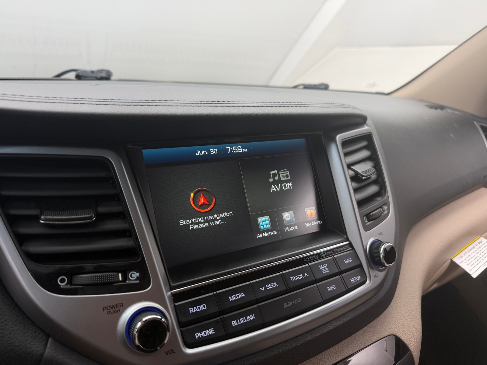 Thumbnail: 2017 Hyundai Tucson - 3