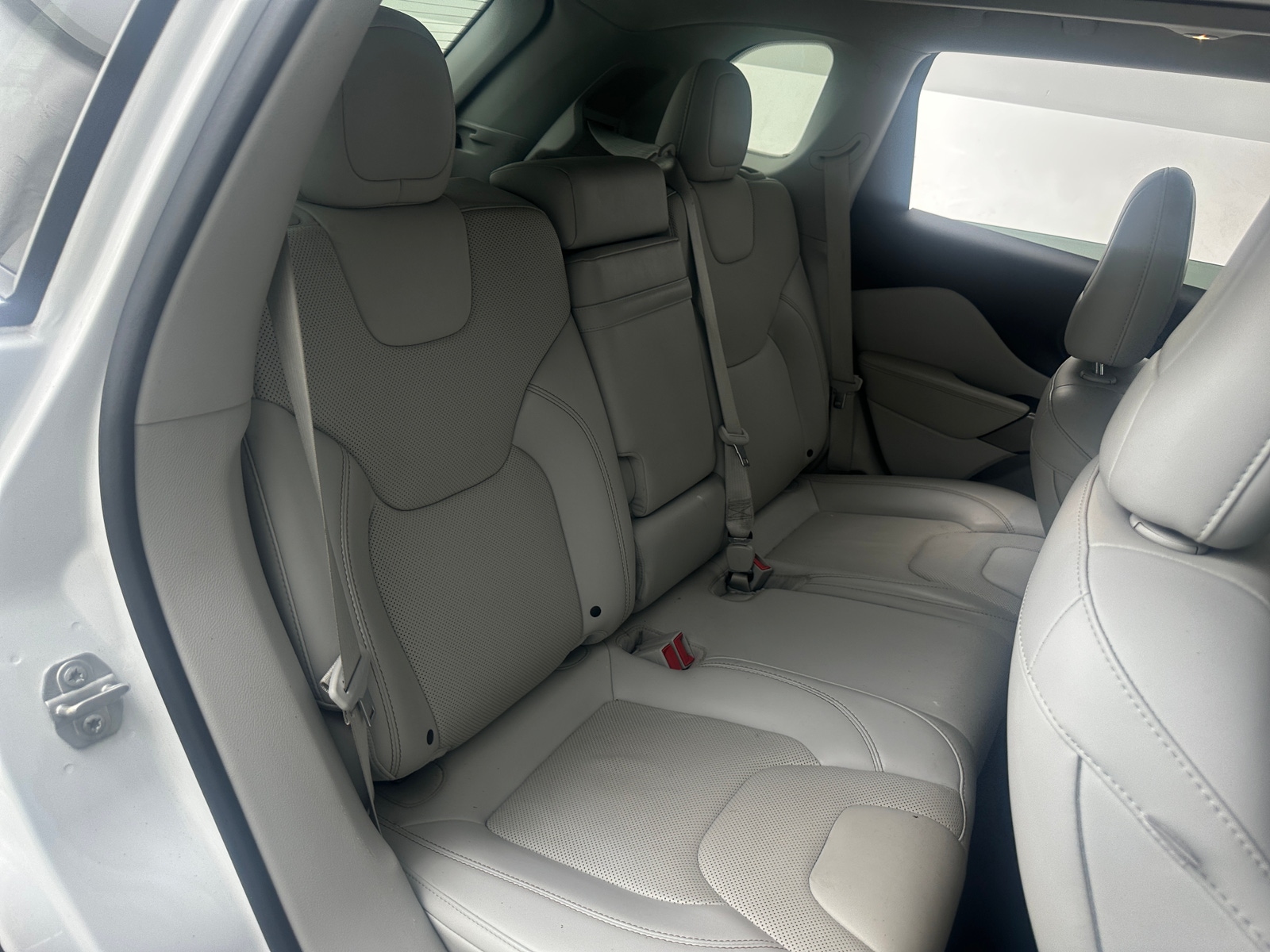 Thumbnail: 2019 Jeep Cherokee - 5